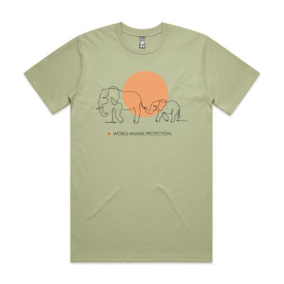 Men's t-shirt: Elephants belong in the wild Thumbnail