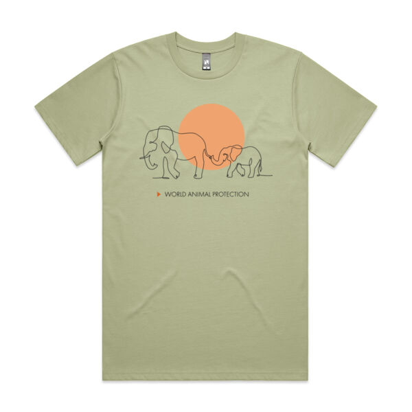 Men's t-shirt: Elephants belong in the wild Thumbnail